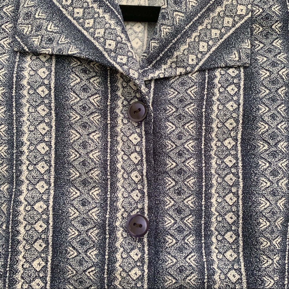 Retro Blue Patterned Button Up [S] - Picture 3 of 4